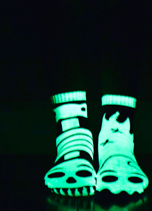 KIDS GHOST & SKELETON GLOW-IN-THE-DARK NO SLIP SOCKS